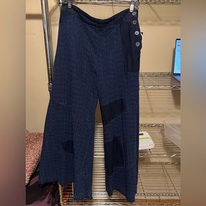 NWT Free People Navy Wide Leg Eyelet block pants Sz 28